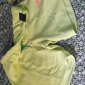 Mens Jordan drawstring shorts,Size XL,light green,& hot pink
